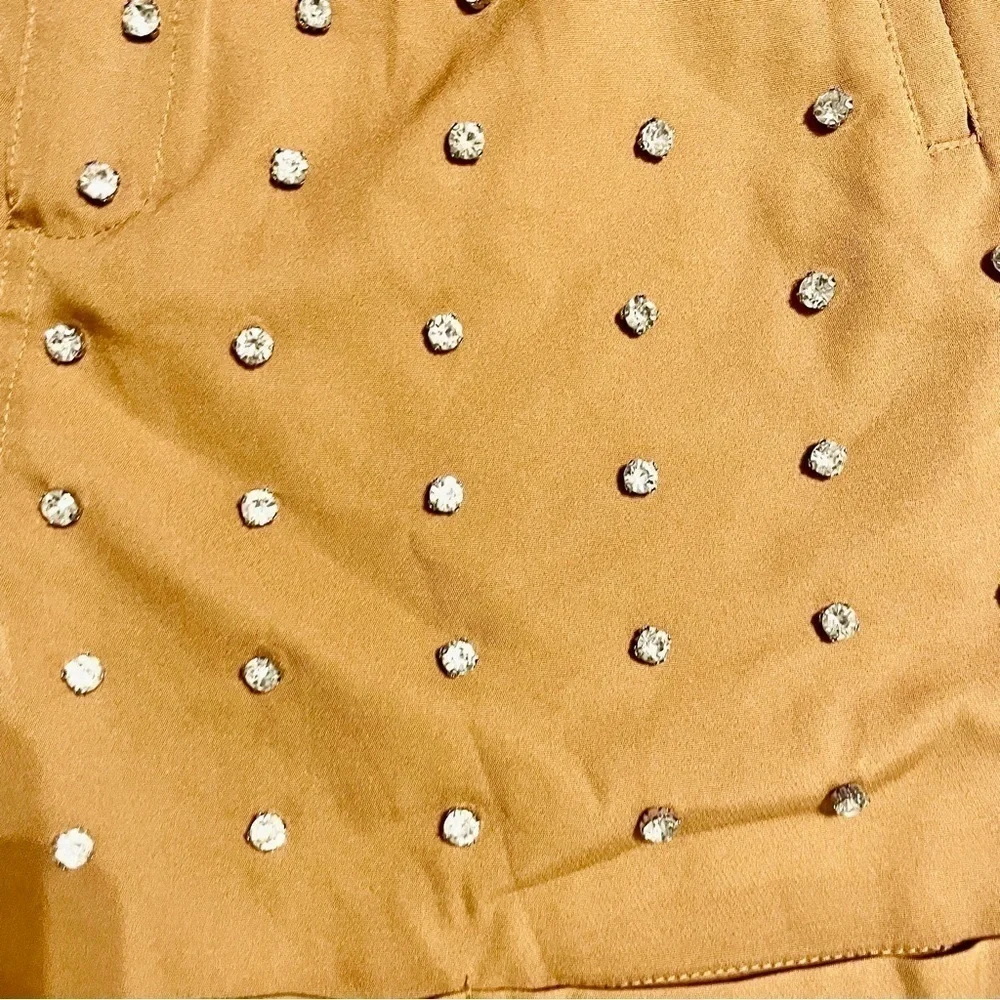 Lizette Collection Rhinestone Embellished High Waist Shorts Size L NWT)